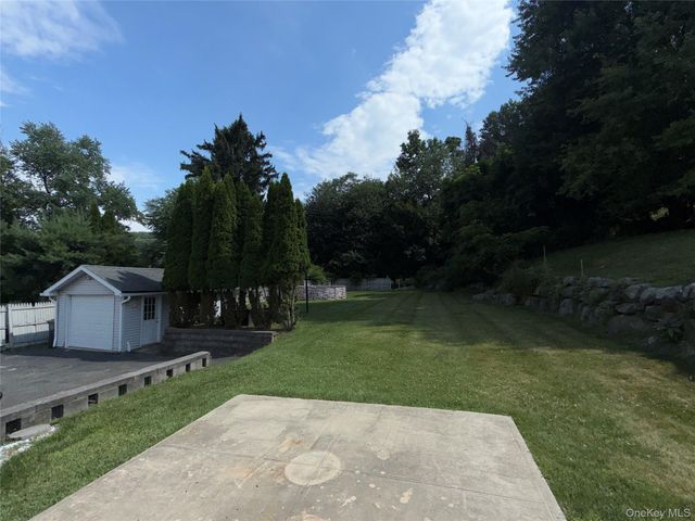 29 Ramapo Road, Garnerville, NY 10923