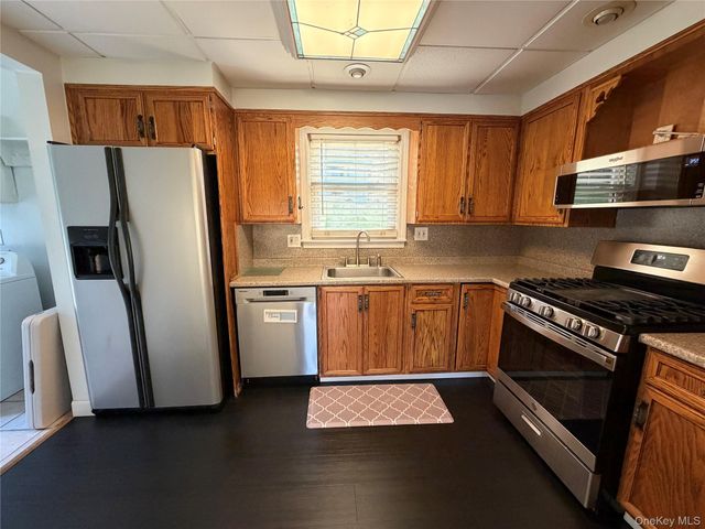 29 Ramapo Road, Garnerville, NY 10923