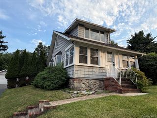 29 Ramapo Road, Garnerville, NY 10923