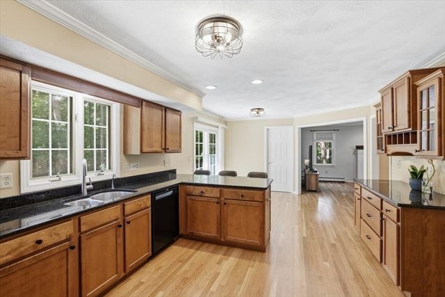 32 Millfarm Dr, Mansfield, MA 02048