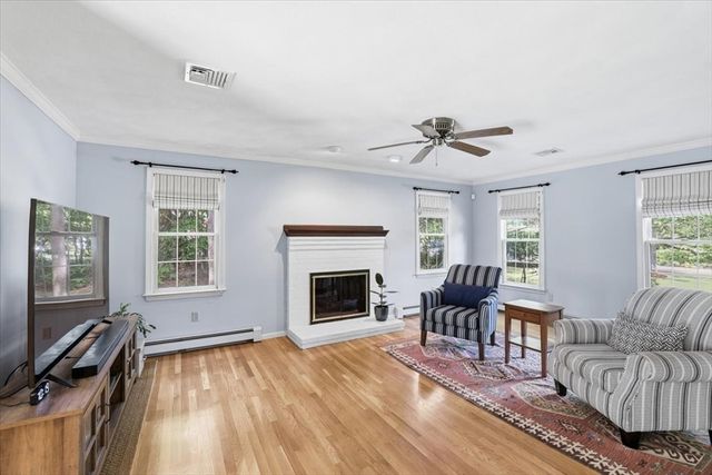 32 Millfarm Dr, Mansfield, MA 02048