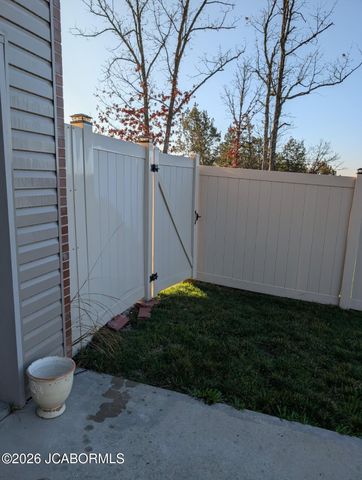 3608 CODY DRIVE, Jefferson City, MO 65109