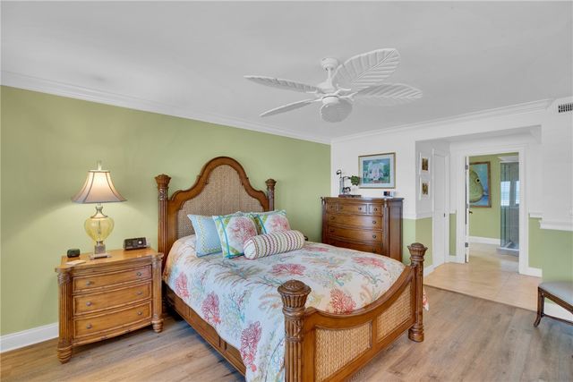 8416 Oceanside Drive F12, Vero Beach, FL 32963