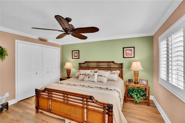 8416 Oceanside Drive F12, Vero Beach, FL 32963