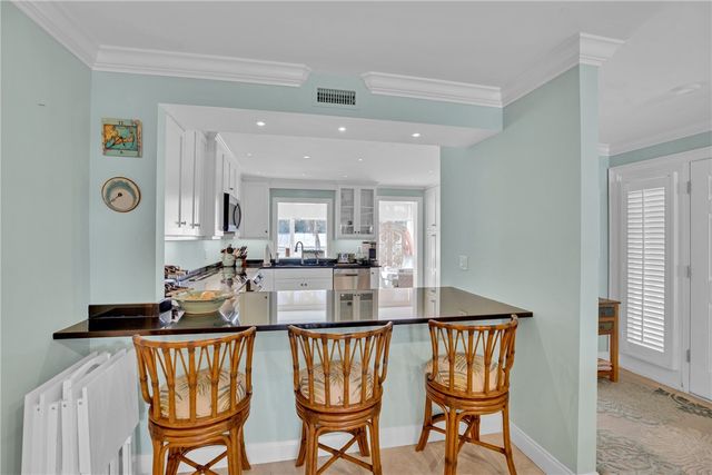 8416 Oceanside Drive F12, Vero Beach, FL 32963