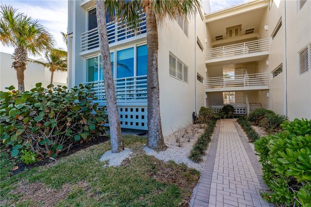 8416 Oceanside Drive F12, Vero Beach, FL 32963