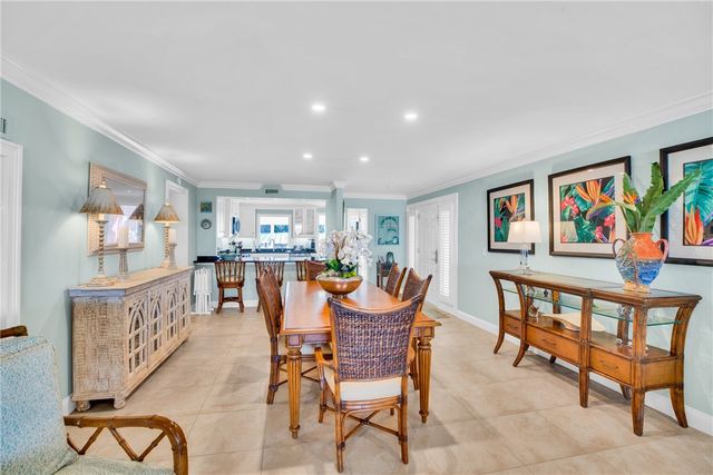 8416 Oceanside Drive F12, Vero Beach, FL 32963