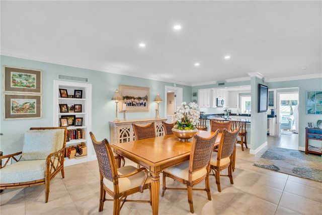 8416 Oceanside Drive F12, Vero Beach, FL 32963