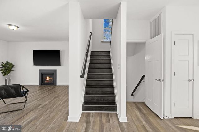 360 GREENBANK RD, Fredericksburg, VA 22406