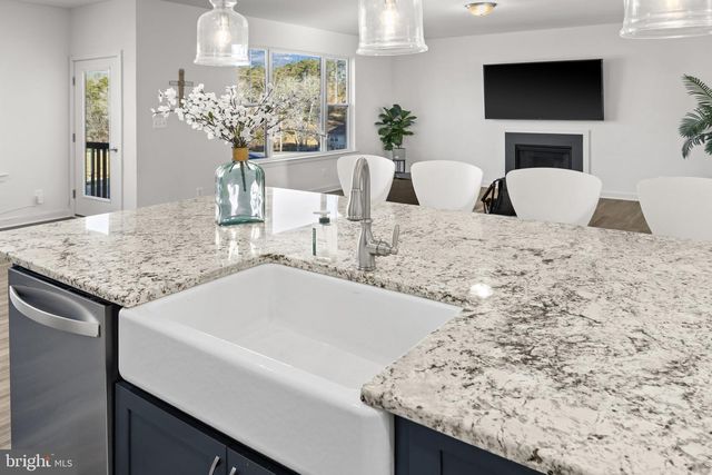 360 GREENBANK RD, Fredericksburg, VA 22406