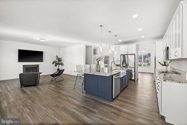 360 GREENBANK RD, Fredericksburg, VA 22406