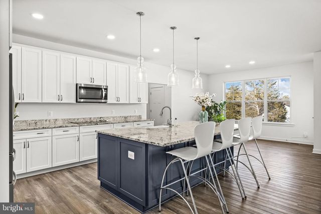 360 GREENBANK RD, Fredericksburg, VA 22406