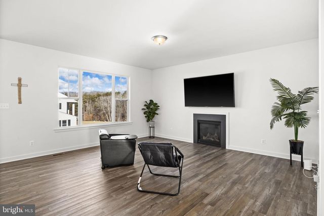 360 GREENBANK RD, Fredericksburg, VA 22406