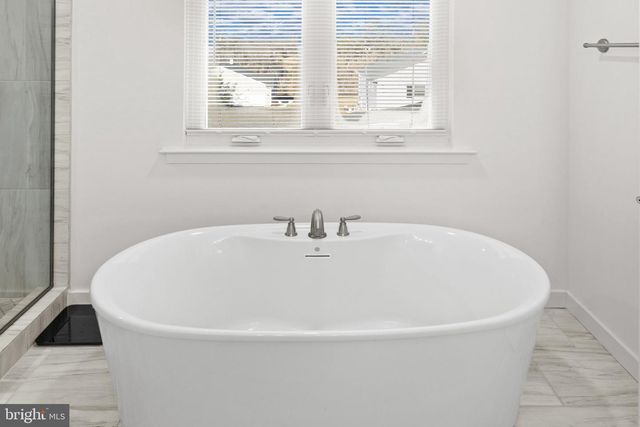 360 GREENBANK RD, Fredericksburg, VA 22406