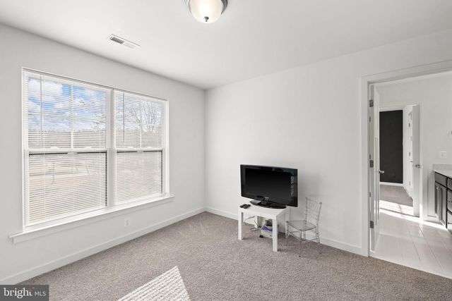 360 GREENBANK RD, Fredericksburg, VA 22406