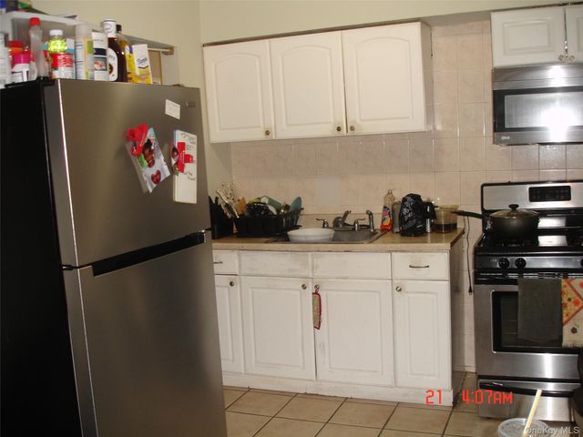 17 Stewart Avenue, Hempstead, NY 11550