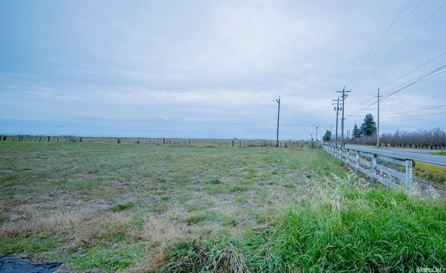 5931 Claribel Rd, Oakdale, CA 95361