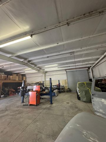 5931 Claribel Rd, Oakdale, CA 95361