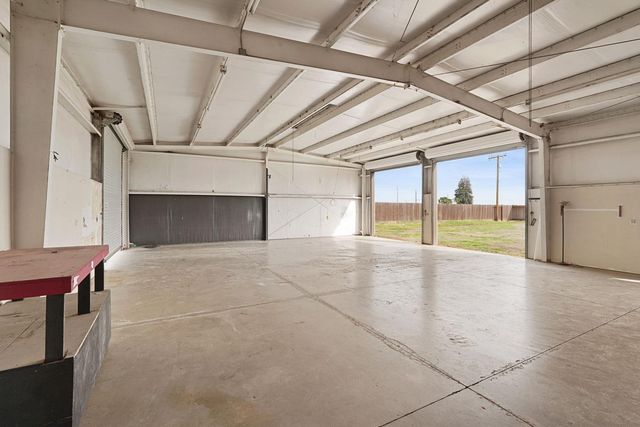 5931 Claribel Rd, Oakdale, CA 95361