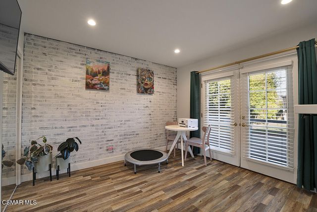 264 Lupe Avenue, Newbury Park, CA 91320