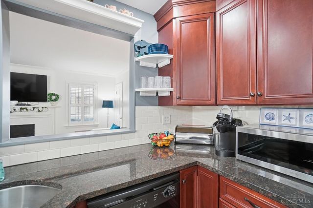 6420 Miami Road, Indian Hill, OH 45243