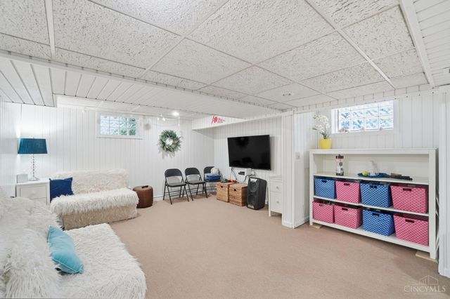 6420 Miami Road, Indian Hill, OH 45243