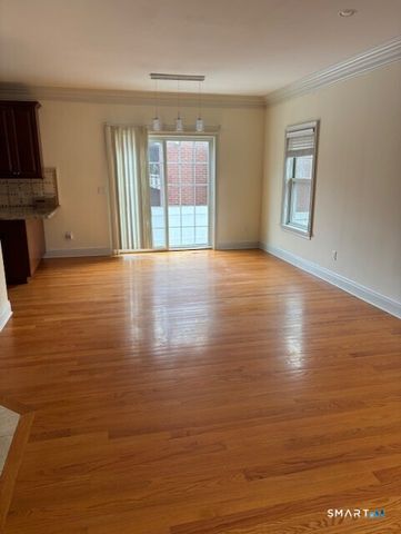 88 Maple Tree Avenue E, Stamford, CT 06906