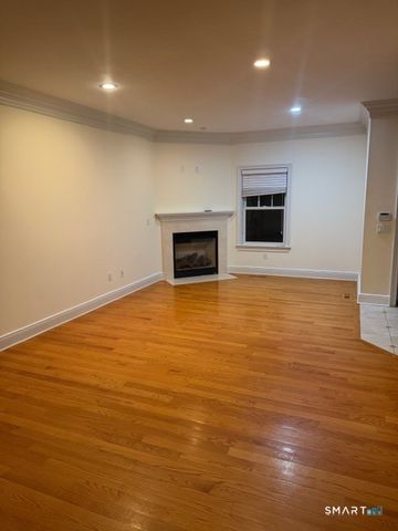 88 Maple Tree Avenue E, Stamford, CT 06906