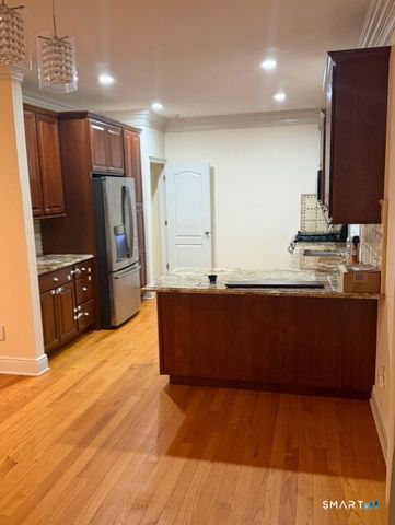 88 Maple Tree Avenue E, Stamford, CT 06906