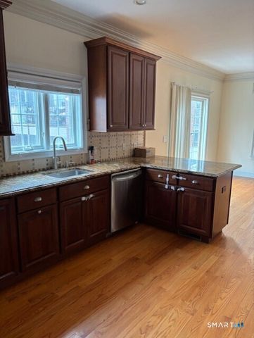 88 Maple Tree Avenue E, Stamford, CT 06906