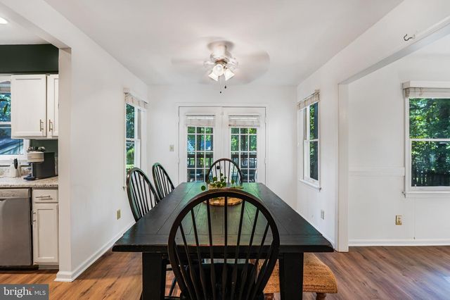 5226 MCMANUS DR, Fredericksburg, VA 22407