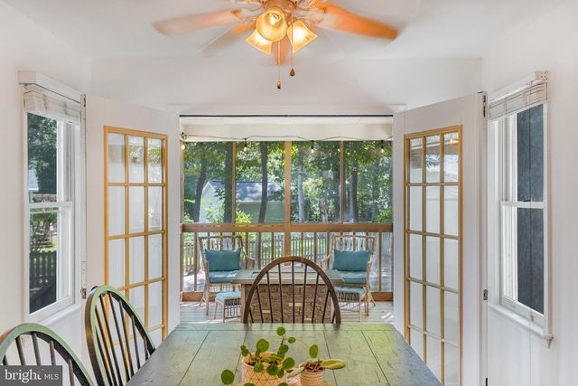 5226 MCMANUS DR, Fredericksburg, VA 22407