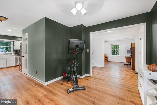 5226 MCMANUS DR, Fredericksburg, VA 22407