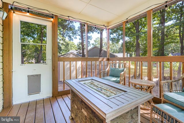 5226 MCMANUS DR, Fredericksburg, VA 22407