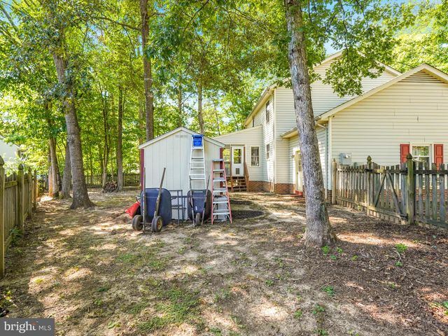 5226 MCMANUS DR, Fredericksburg, VA 22407