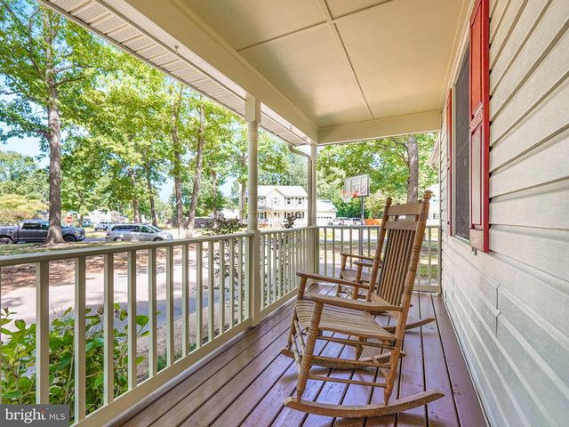 5226 MCMANUS DR, Fredericksburg, VA 22407