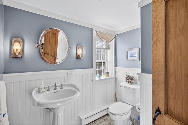 480 Dyer Prince Road, Eastham, MA 02642