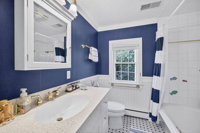 480 Dyer Prince Road, Eastham, MA 02642