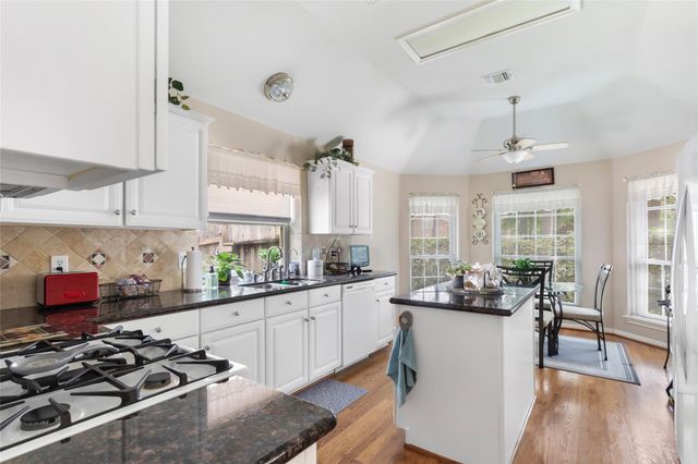 1707 Sandy Trail Court, Kingwood, TX 77339