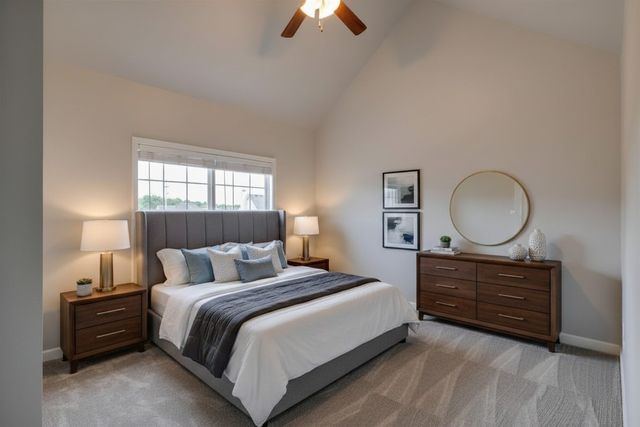1001 McKenna Dr, Thompsons Station, TN 37179