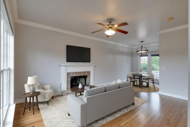 1001 McKenna Dr, Thompsons Station, TN 37179