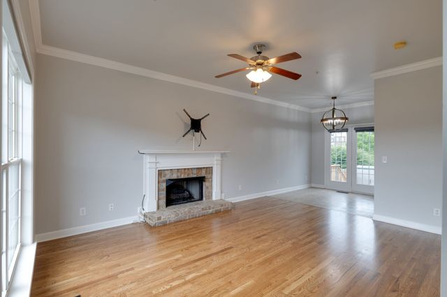 1001 McKenna Dr, Thompsons Station, TN 37179