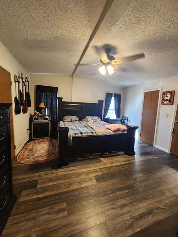 11390 NE Trail Rd, Elgin, OK 73538