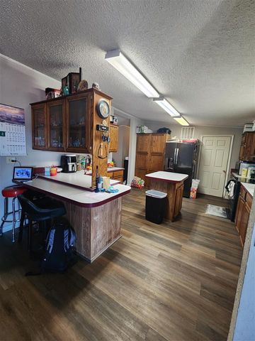 11390 NE Trail Rd, Elgin, OK 73538