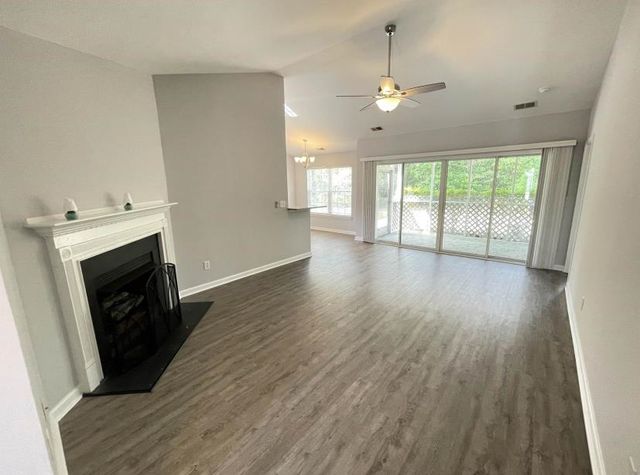 4996 Southgate Pkwy., Myrtle Beach, SC 29579