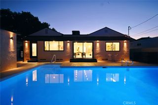 5430 Geyser Avenue, Tarzana, CA 91356