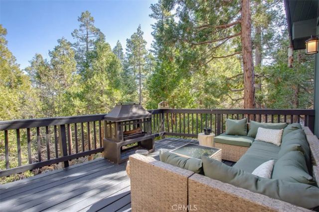 401 Grizzly Road, Lake Arrowhead, CA 92352