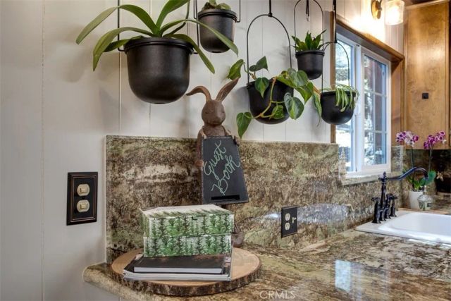 401 Grizzly Road, Lake Arrowhead, CA 92352