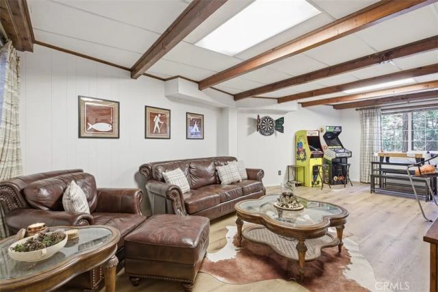 401 Grizzly Road, Lake Arrowhead, CA 92352