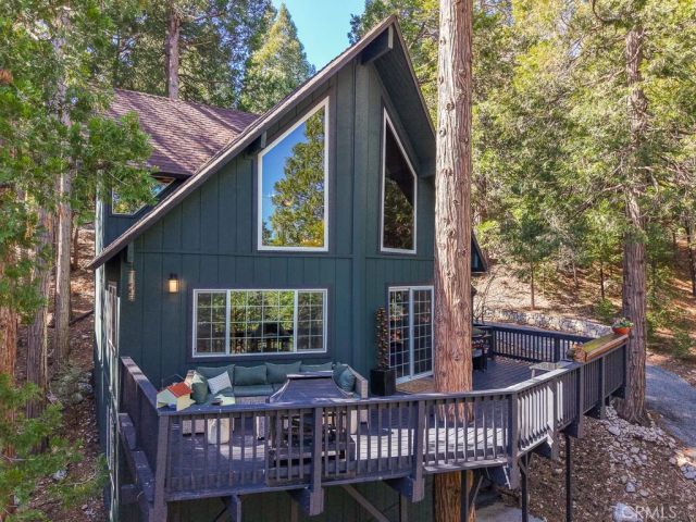 401 Grizzly Road, Lake Arrowhead, CA 92352